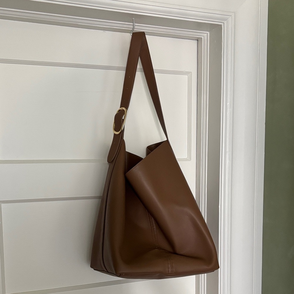 Large Old Navy Carrie Tote Bag in toffee